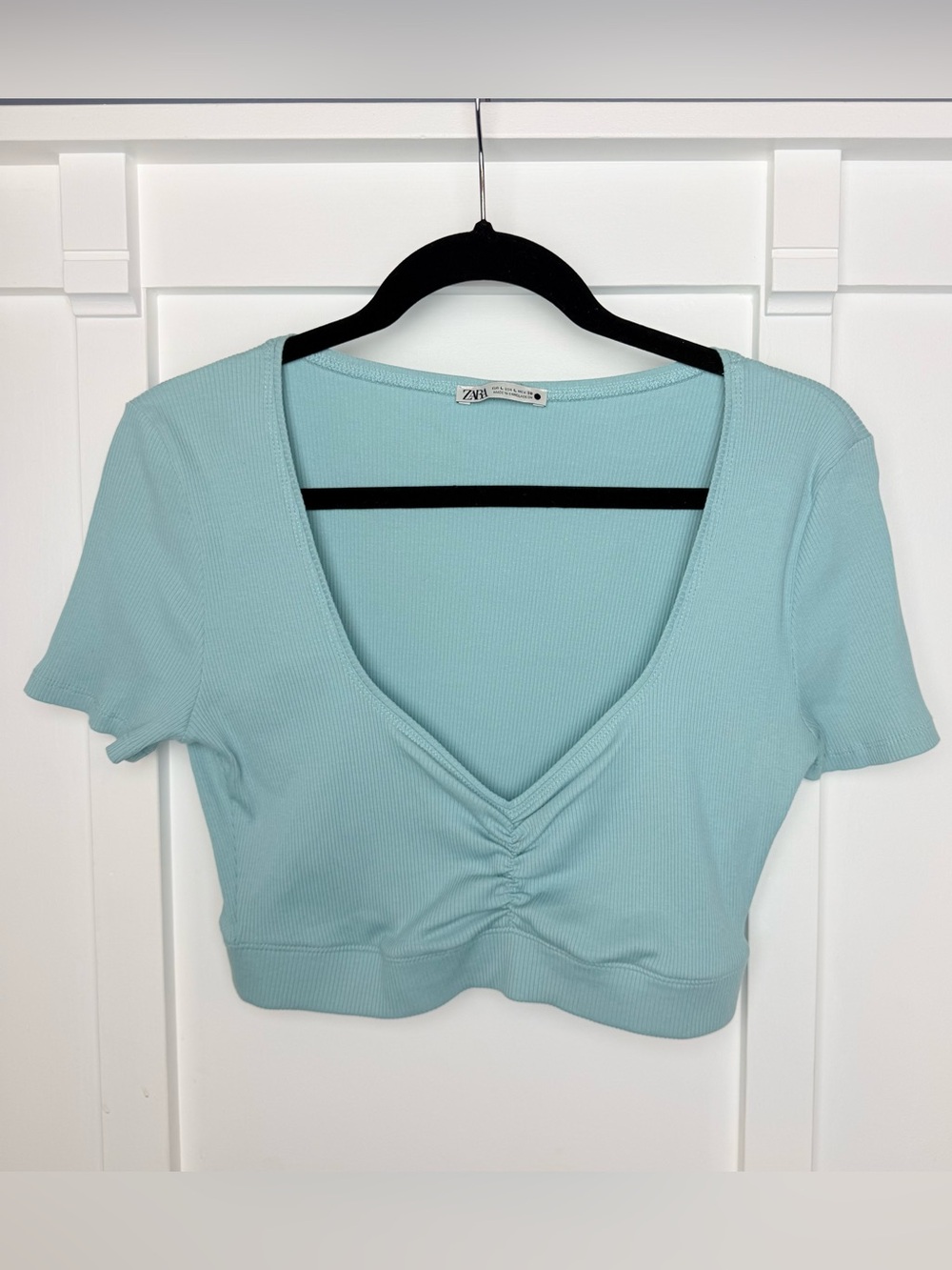 Zara Crop Top Short Sleeve Vneck